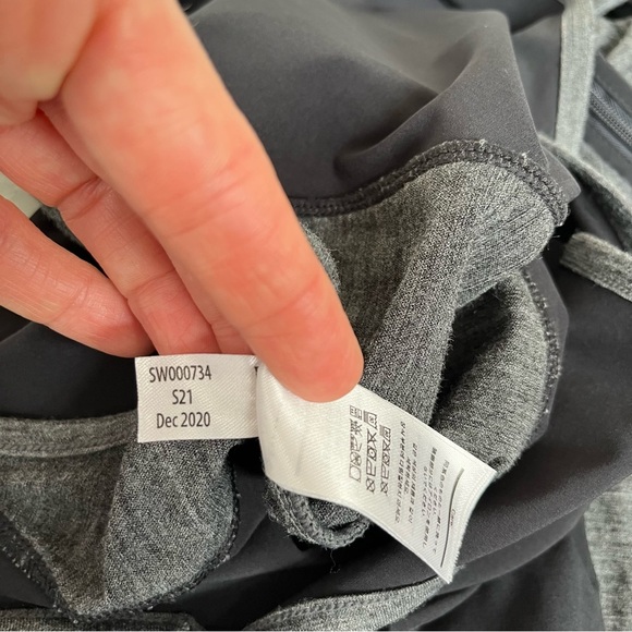 Smartwool Merino Sport Jumpsuit Black Gray Size Small 
Hiking Outdoor Camping S - Picture 10 of 13